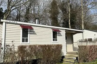 Image de Camping 3 étoiles - Piscine  - ccbbhhg