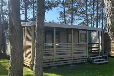 Image de ZEcamping 3 étoiles familial piscine couverte mobil-home Tv Lv Bbq