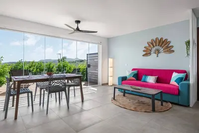 Image de Hauteurs de Baie Orientale, appart 4p vue Mer