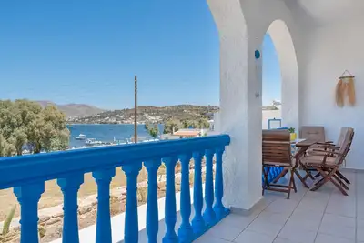 Image de Maison de vacances 'Sunset Residence Leros' avec vue sur la mer, Wi-Fi et climatisation