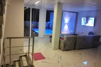 Image de Villa avec Piscine 7mn de port Say