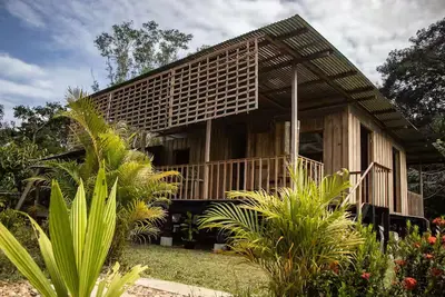 Image de El Nido serene cabin with natural pool and chef 2
