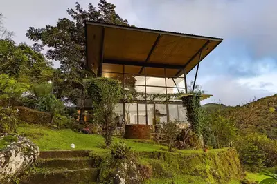 Image de Entre Montañas 1 - Anton Valley