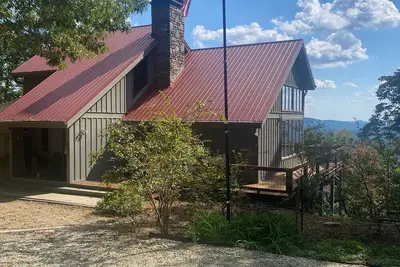 Image de Spacious 5-Br House with Long Range Views of Mtns. & Lake Jocassee, Near Brevard!