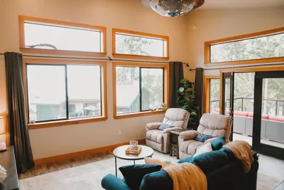 Charming Sequim Bay Hideaway-Sleeps 4