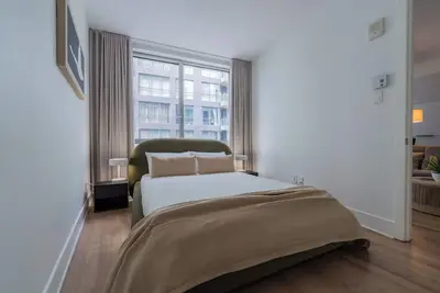 Image de Chic old port retreat