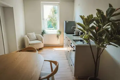 Image de Staylight Apartment by the French Garden - 3 Bedrooms - Quiet & Central