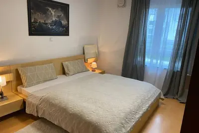 Image de 2-room apartment in a great location | fully equipped | ideal for families & groups