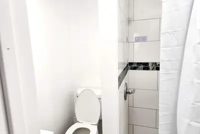 Image de 3-bedroom house in peaceful Dix Hills with WiFi, Ac. Enjoy tranquility