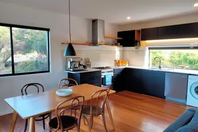 Image de Girayir Cottage. Native gardens. Byron hinterland. Abundant wildlife.