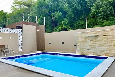 Image de Adrina Glória