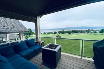 Image de 2-bedroom townhome in enjoyable Crescent Bar with WiFi, Ac, fitness room