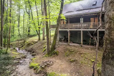 Image de Rushing Creek - Creekside Cabin