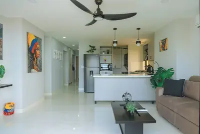 Image de Cartagena Gem, Fully Renovated Retreat Just Minutes from Playa Hollywood