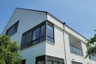 Image de 2 Bed 3 Bath Townhome at Friday Harbour Resort Boardwalk