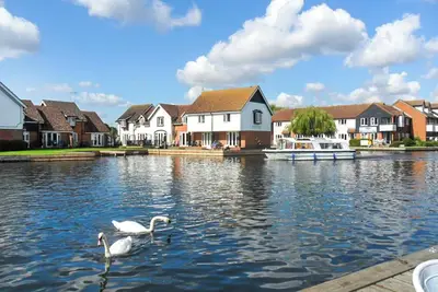 Image de 2 chambres à coucher à Wroxham