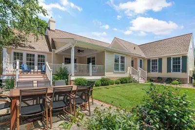 Image de Walk to Waterfront • Cozy Oxford Cottage