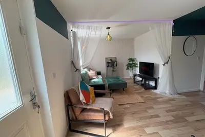 Image de Jennett's House | Parking | Garden | Luxury Home