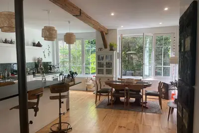 Image de Superbe appartement 3 chambres avec terrasse et parking au cœur de Paris
