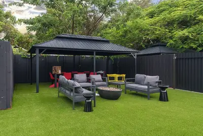 Image de Beautiful 2 Villas, 2 Pools, Huge Backyard, Grill