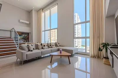 Image de Doble altura y lujoso apto vista al mar