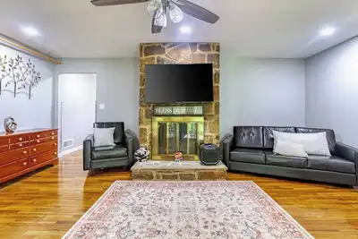 Image de ‼️Cozy Home 4br Newark Stay w/ Yard