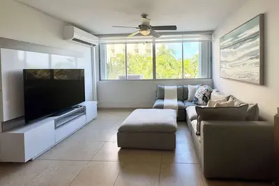 Image de Ola Serena | Right on the Beach!