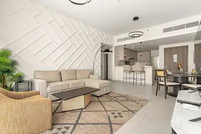 Image de 1br in 1 Residence Al Wasl with pool and gym