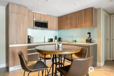 Image de 31st FLoor | Gym | Pet Friendly | Heated Parking