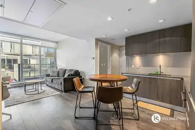 Image de The Guardian 35th| Pet Friendly | Heated Parking