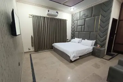 Image de Spacious 10-bedroom hotel in brilliant Islamabad with WiFi, Ac