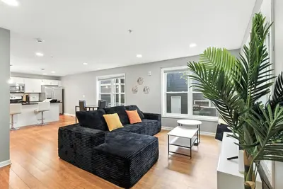 Image de Lavish 3Bed 3Bath Condo in Uptown