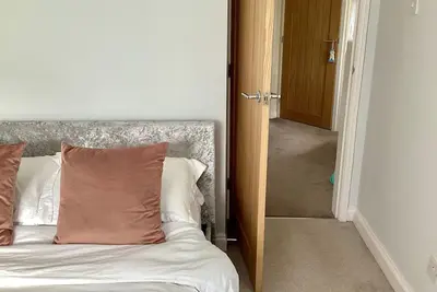 Image de Lorton Villa with a Log Burner