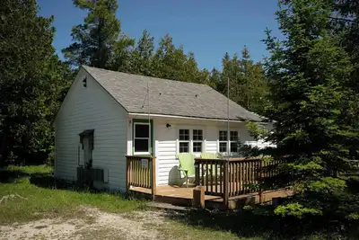 Image de Waterfront Cabin | Lake Huron |10 Min to Tobermory