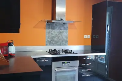 Image de L' appartement de la Villa Del Sol vous accueille à Pierrevert