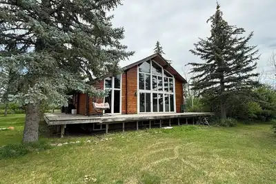 Image de Cozy Cabin - 15 mins from Calgary