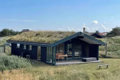 Image de 70s charm just 300 m from the beach