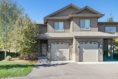 Image de Longhorn Townhome in Downtown Victor