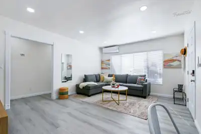 Image de 3br Home + Parking + Near Dtla & Disney #TravelSGV