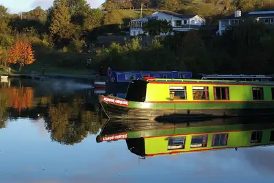 Image de Stone - Self-Drive Boat - Sleeps 8 - Pet Friendly