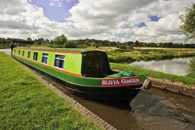 Image de Stone - Self-Drive Boat - Sleeps 6 - Pet Friendly