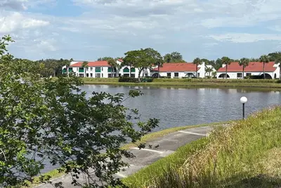 Image de 3-bedroom condo in fabulous Sebring WiFi, Ac, fitness room\n 3 Month stay Min