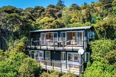 Image de Te Kohanga Oneroa | Waiheke Island