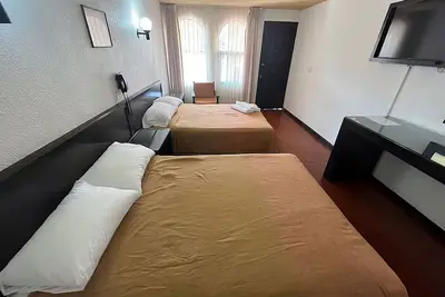 Image de Hotel Villa Capri, 2 camas dobles 4 Huéspedes