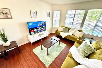 Image de 4-bedroom house in fantastic Fremont