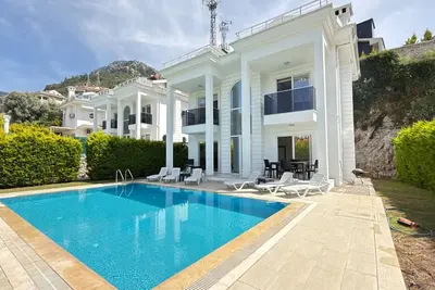 Image de Villa moderne de 4 chambres