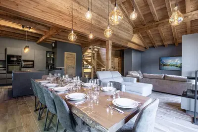 Image de Chalet moderne et confortable avec jardin à Morzine