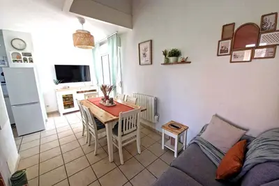Image de Charming 2-bedroom house in serene Prayssac with swimming Pool