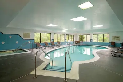 Image de Celebrate Indoor Pool Lodging Near Soccer Park Pets Welcome Parking