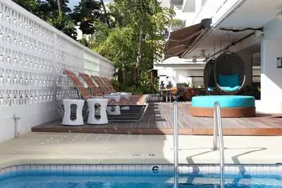 Image de 3 Spacious Family Rooms Near Waikiki Beach Attractions + Free Breakfast